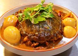 大厨教你不放任何香料红烧甲鱼