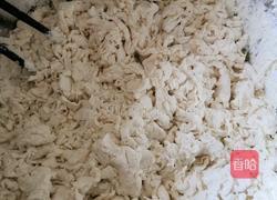 韭菜虾皮盒子的做法图解2