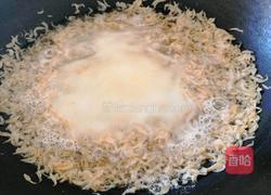 韭菜虾皮盒子的做法图解4