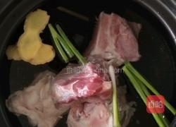 大骨汤的做法图解2