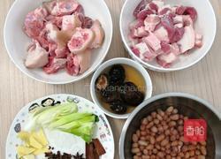 香菇花生焖猪脚的做法图解1