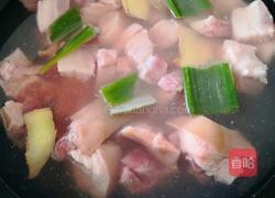 香菇花生焖猪脚的做法图解2