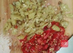 剁椒鱼头的做法图解2