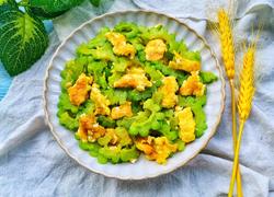 夏日必备清热解暑的苦瓜炒蛋