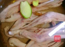 黑胡椒鸭爪的做法图解2