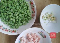 豆角肉丝手擀面的做法图解1