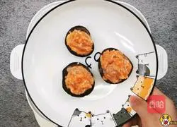 Illustration of how to stuff cod fish with mushrooms and meat 10