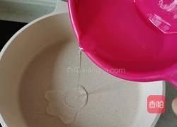 琥珀桃仁的做法图解2