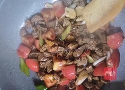 胡萝卜土豆炖牛肉的做法图解4