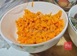 皮蛋瘦肉粥的做法图解2