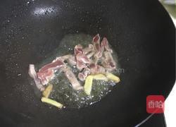 西蓝花小炒肉丝的做法图解7