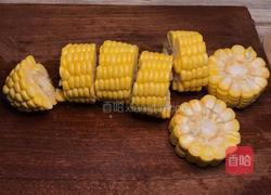 奶香黄油玉米的做法图解1