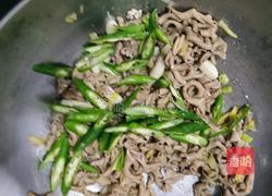 爆炒尖椒鸡肠的做法图解6