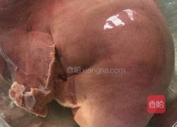 嫩炒猪肝的做法图解1