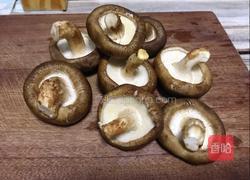 蚝油香菇片的做法图解1