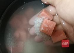 QQ火腿肠粥的做法图解6