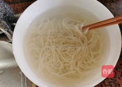 老干妈拌面的做法图解4