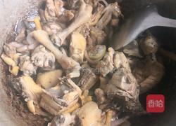 香菇炖鸡汤的做法图解7