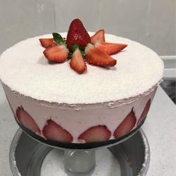 草莓慕斯蛋糕的做法[图]