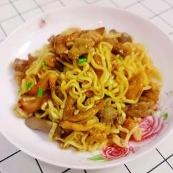 鸡腿肉鸡汁捞面的做法[图]
