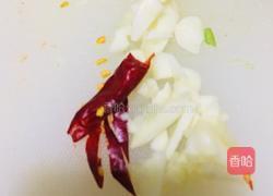 红薯梗炒过油肉的做法图解3