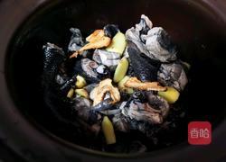 补气养血红枣枸杞乌鸡汤(滋补药膳)的做法图解1