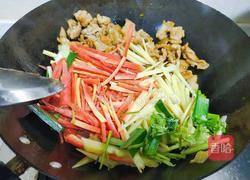 胡萝卜仔姜炒肉的做法图解6