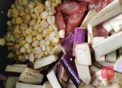 茄子香肠焖饭的做法图解5