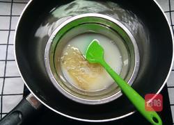 爱心樱花慕斯蛋糕的做法图解3