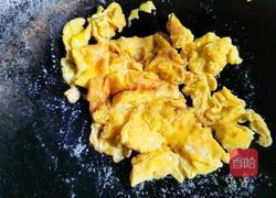 青椒炒鸡蛋的做法图解3