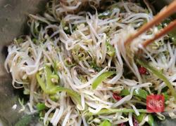 凉拌绿豆芽的做法图解6