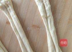 油条的做法图解12