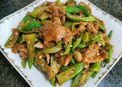 秋葵口蘑小炒肉