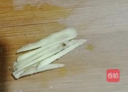 螺丝椒炒烟鸭肉的做法图解3