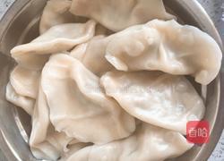 芹菜猪肉水饺的做法图解5