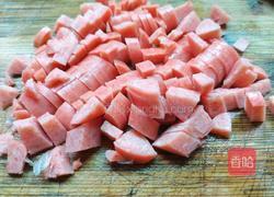 火腿肠蛋炒饭的做法图解2