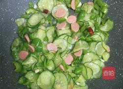 清炒黄瓜火腿肠的做法图解4