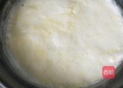 牛奶炖桃胶的做法图解4