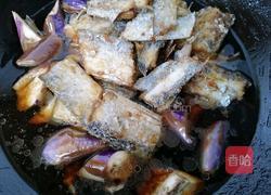 茄子烧带鱼的做法图解9