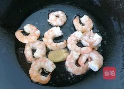 胡萝卜炒虾仁的做法图解5