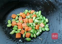 毛豆炒鸡丁的做法图解7