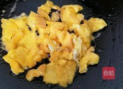 金针菇炒蛋的做法图解4
