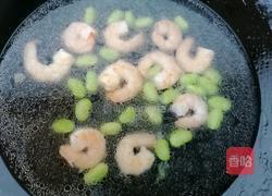 虾仁豆腐羹的做法图解5