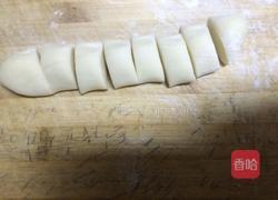 饺子皮的做法图解3