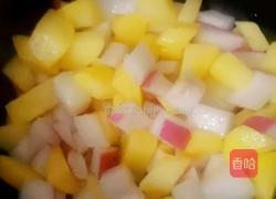 土豆炖大萝卜的做法图解5