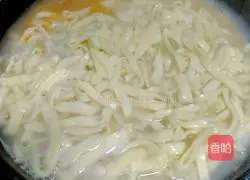 Illustration of how to make soup noodles 8