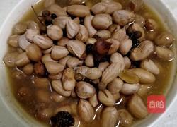 凉拌芹菜花生米胡萝卜的做法图解4