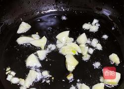 韩式辣白菜肥牛汤锅的做法图解3