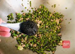百吃不厌的橄榄菜豆角炒肉沫的做法图解8