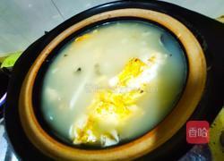 鲫鱼鸡蛋汤的做法图解6